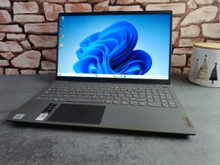 Lenovo Ideapad 5 Gris