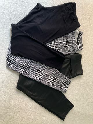 Leggings negros, polipiel y de cuadros