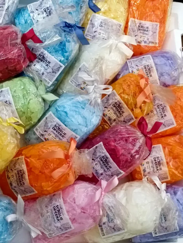 Set 24 confezioni cera candele + 2 stampi