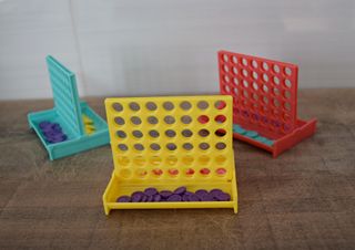 LOTE DE 24 MINI JUEGOS COLORIDOS DE CONECTA 4