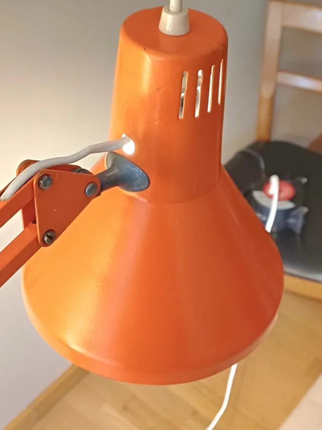 Lámpara Flexo Vintage Luxo Naranja