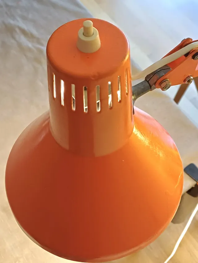 Lámpara Flexo Vintage Luxo Naranja