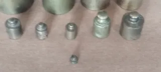 Pesas de balanza de latón o bronce