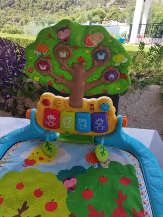 Manta de juegos Vtech Baby amigos en el parque