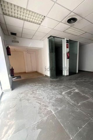 Local comercial en venta en Reyes en Parla