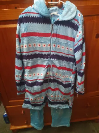 Pijama Coralina 2 Piezas Cremallera ,todas las tal