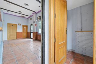 Local comercial en venta en La Avanzada - La Cueva en Fuenlabrada
