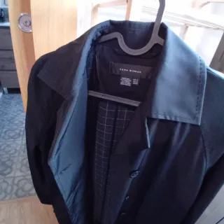 Gabardina Zara Negra Talla M