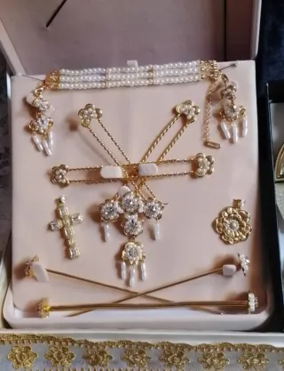 Aderezo Fallera Niña Completo Oro y Perlas