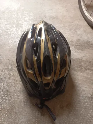 Casco Bici Adulto Negro y Dorado