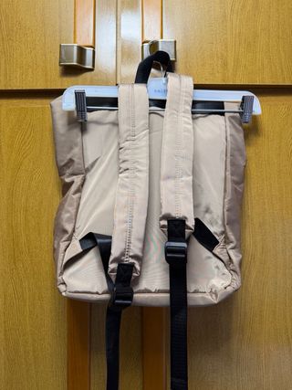 Mochila MINISO Beige Antirrobo