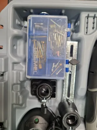 Dremel 8200 Kit Completo