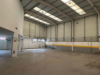 Nave industrial en alquiler en Peñacastillo - Nueva Montaña en Santander