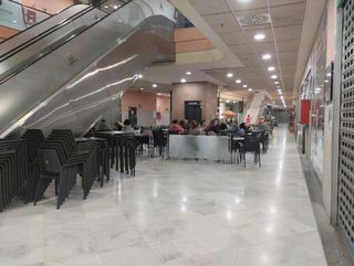 Local comercial en venta en Núcleo Urbano en Chiclana de la Frontera