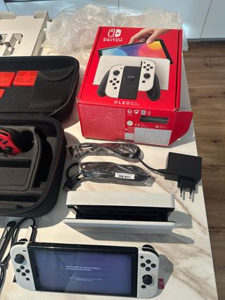 Nintendo Switch OLED + Micro SD + Scatola
