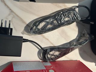 Nintendo Switch OLED + Micro SD + Scatola