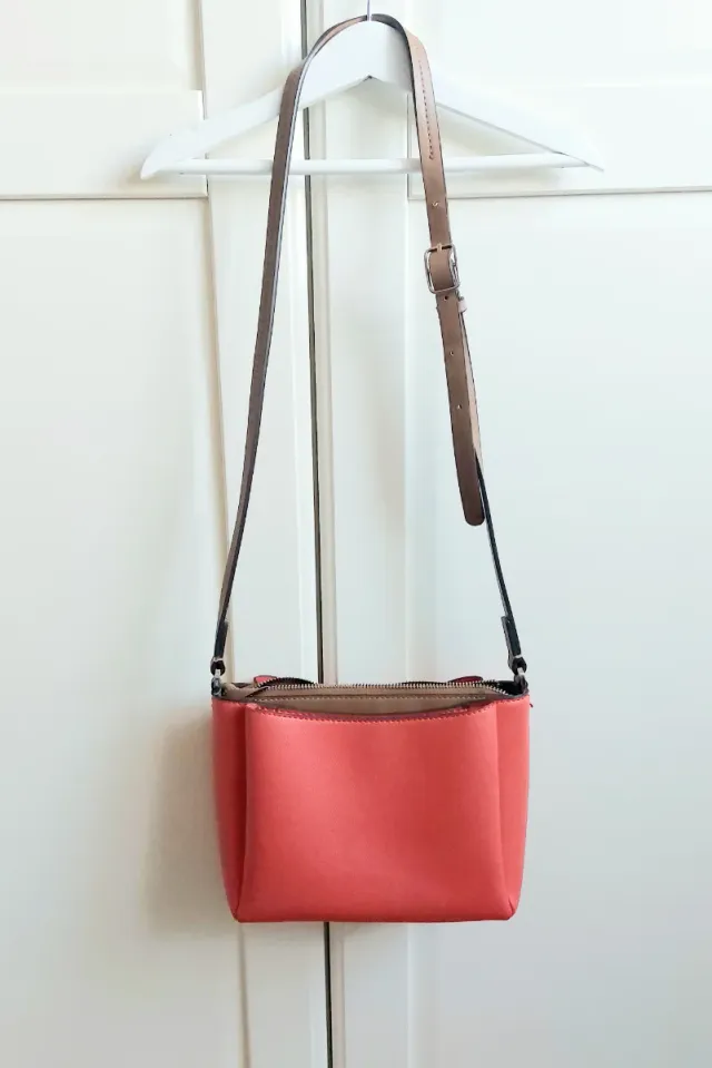 Bolso pequeño rojo