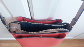 Bolso pequeño rojo