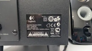 Altavoces Logitech Z323 2.1