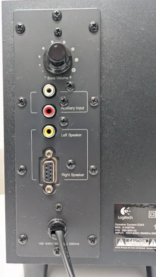 Altavoces Logitech Z323 2.1