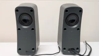 Altavoces Logitech Z323 2.1