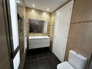 Local comercial en venta en El Carrascal en Leganés