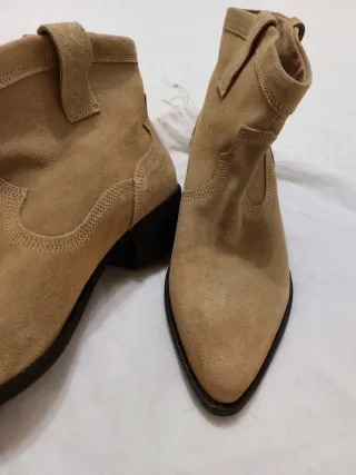 Botines Zara Beige