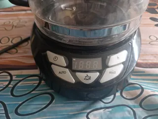 Cafetera Russell Hobbs Negra