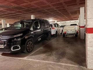 Garaje en venta en Centre en Sabadell