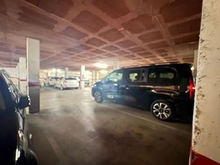 Garaje en venta en Centre en Sabadell