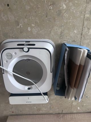 Robot friegasuelos Braava jet m6