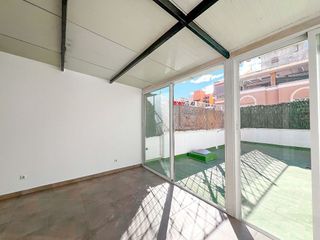 Edificio en venta en Los Ángeles en Alicante