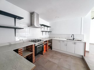 Edificio en venta en Los Ángeles en Alicante