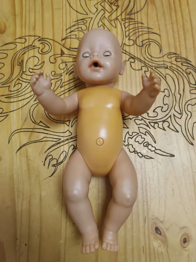 Bambola Baby Born con accessori