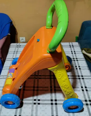 Andador musical con piano y sonido y correpasillos