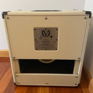 Pantalla Victory V112-CC