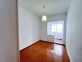 Edificio en venta en Los Ángeles en Alicante