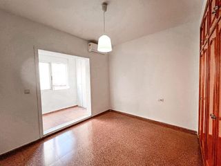 Edificio en venta en Los Ángeles en Alicante