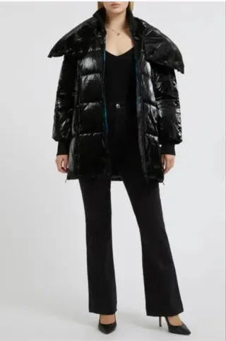 Guess Cazadora Acolchada Negra T. S