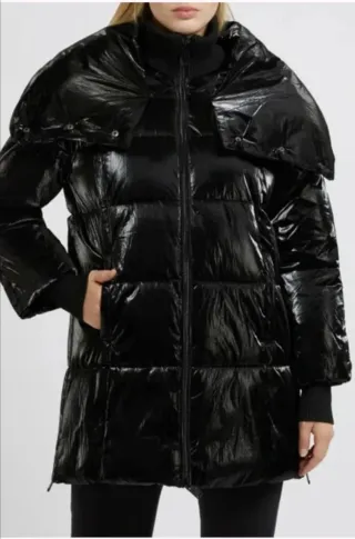 Guess Cazadora Acolchada Negra T. S