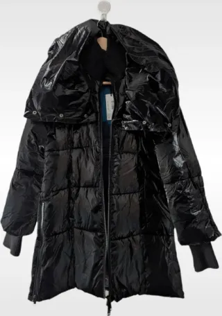 Guess Cazadora Acolchada Negra T. S