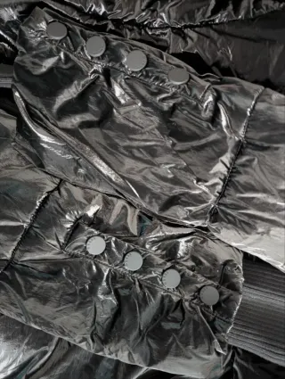 Guess Cazadora Acolchada Negra T. S