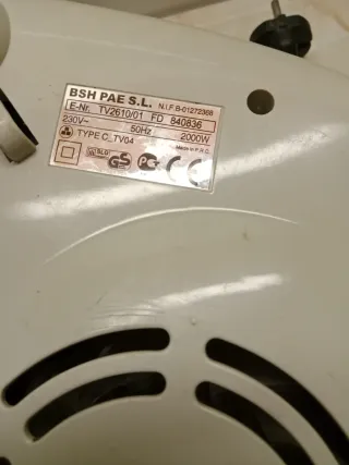 Calefactor Ufesa 2000W Beige