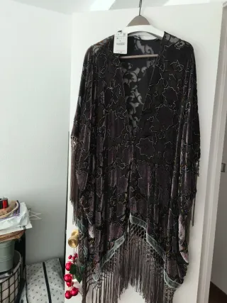 Kimono Zara Terciopelo Talla M