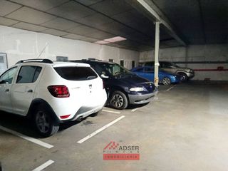 Garaje en venta en Universidad - Los Lirios en Logroño