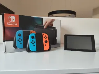 Nintendo Switch Azul y Rojo