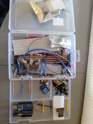Kit Arduino Uno. Pack de iniciación