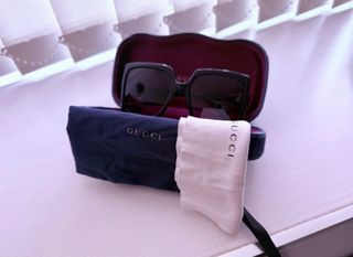 Gafas de sol Gucci Negras