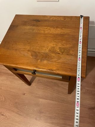 Mesita auxiliar madera antigua medida 50x40x60