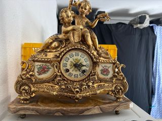 Reloj de sobremesa bronce y cerámica vintage